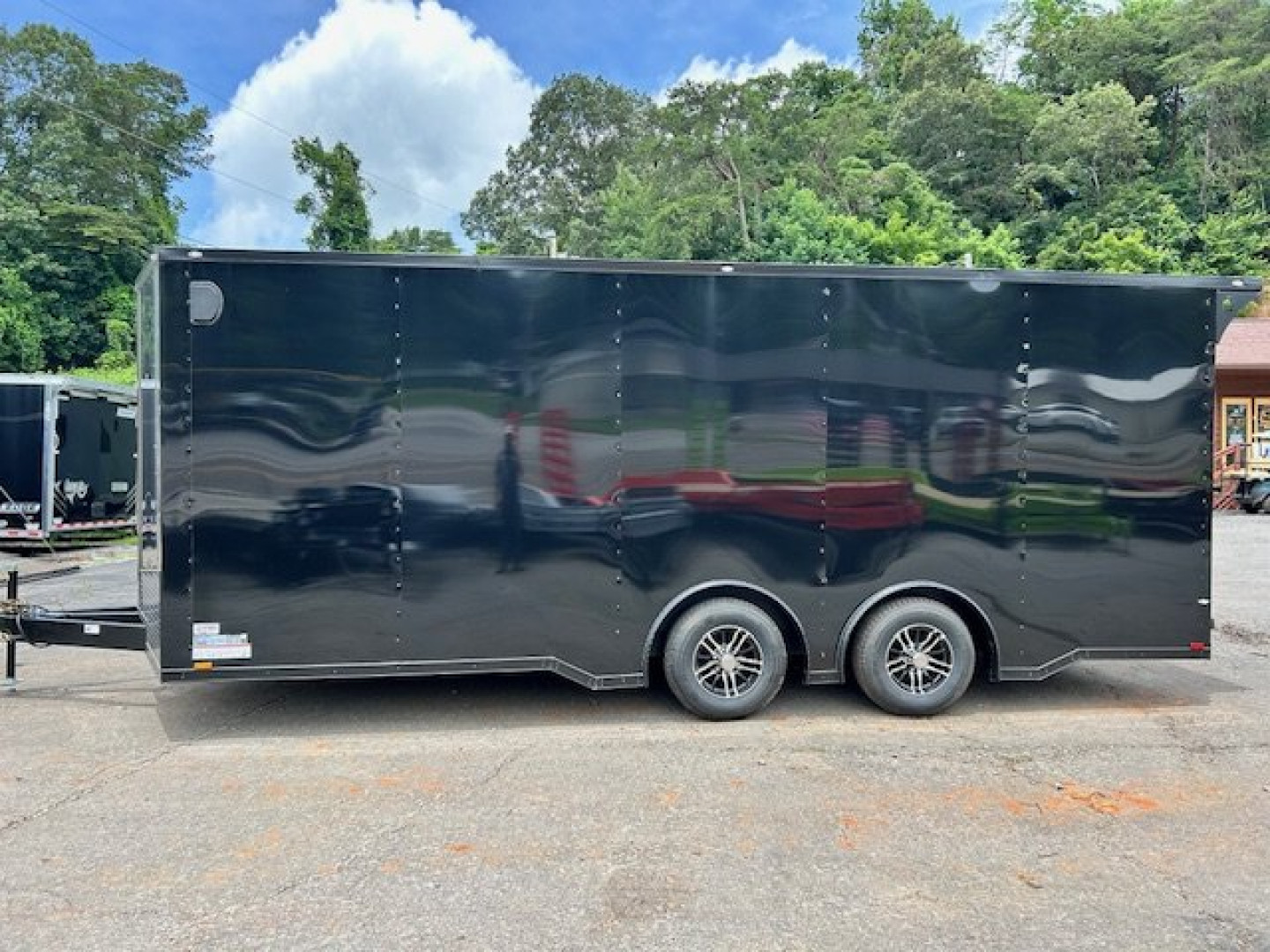 New 2025 Outlaw Trailers 8.5x20 10k Cargo / Enclosed Trailer