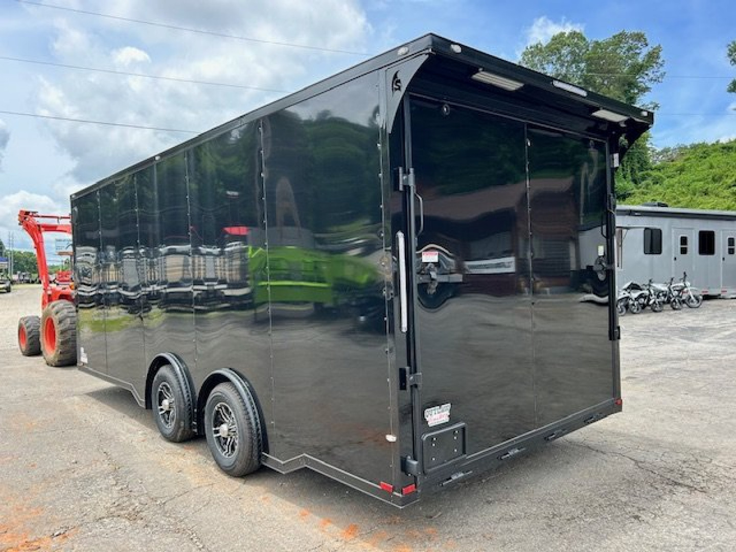 New 2025 Outlaw Trailers 8.5x20 10k Cargo / Enclosed Trailer