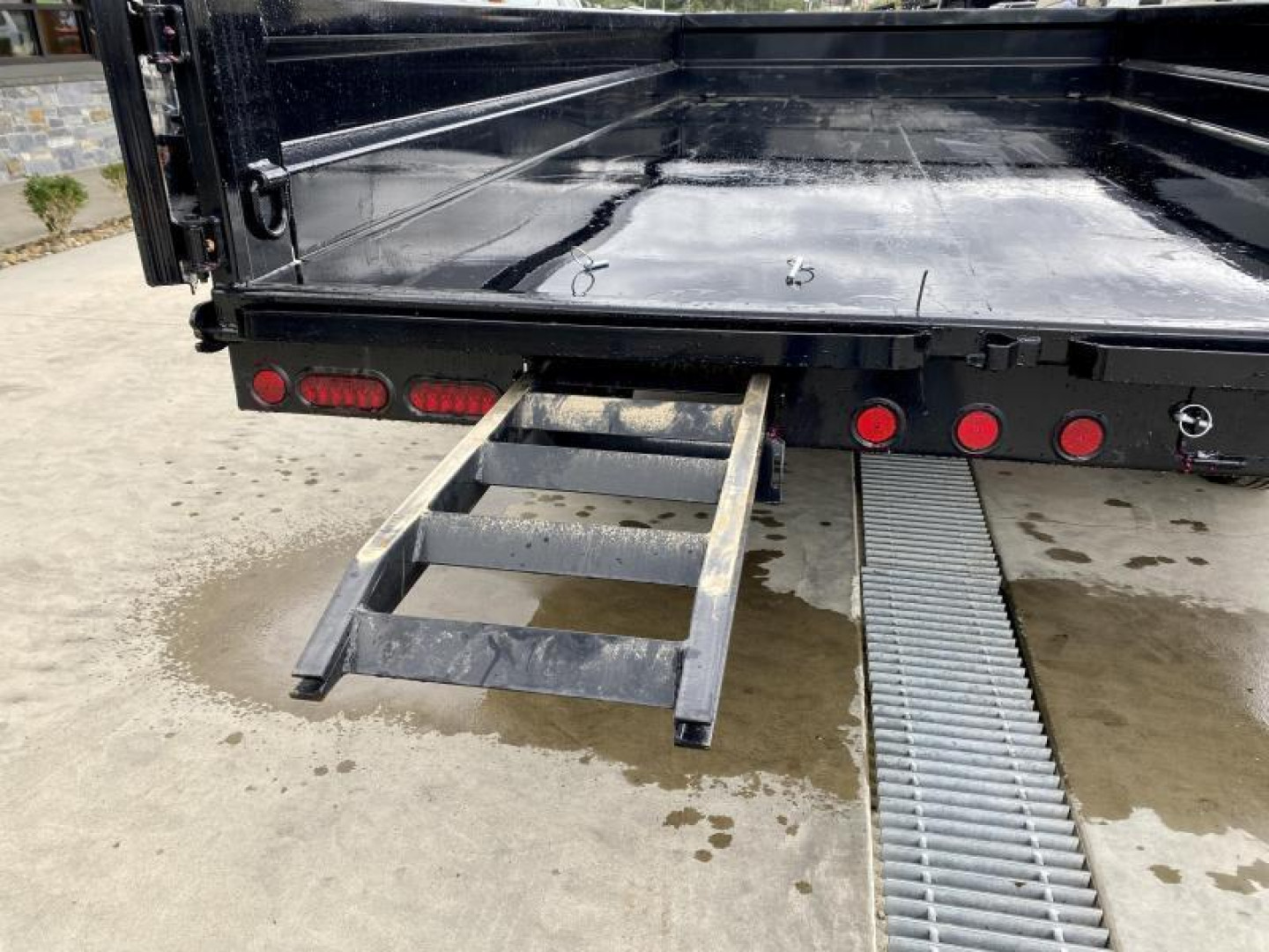 New 2025 Ironbull 8x16' Deckover Dump Trailer 14000# GVW * TARP KIT * 10" I-BEAM FRAME * BED RUNNERS * 12K JACK * FOLD DOWN SIDES * OVERSIZE 5x20 SCISSOR * INTGRATED KEYWAY/10GA WALLS * IRONCLAD WARRANTY