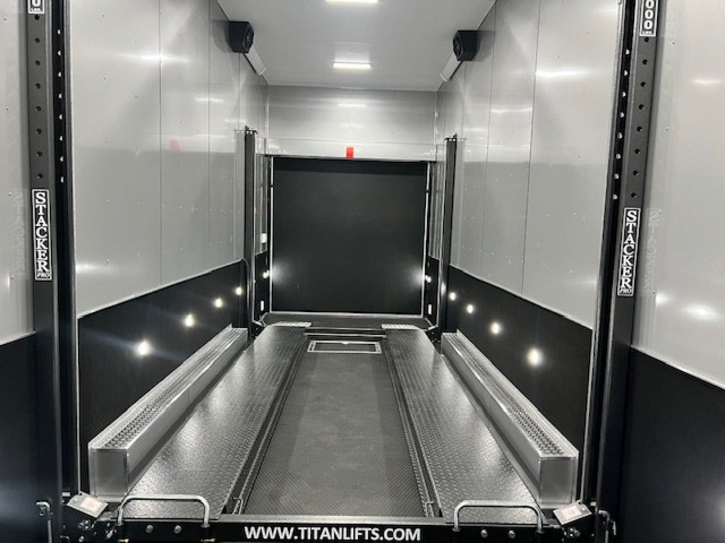 New 2025 Outlaw Trailers 8.5 x 42 Gooseneck Stacker 21K Car / Racing Trailer