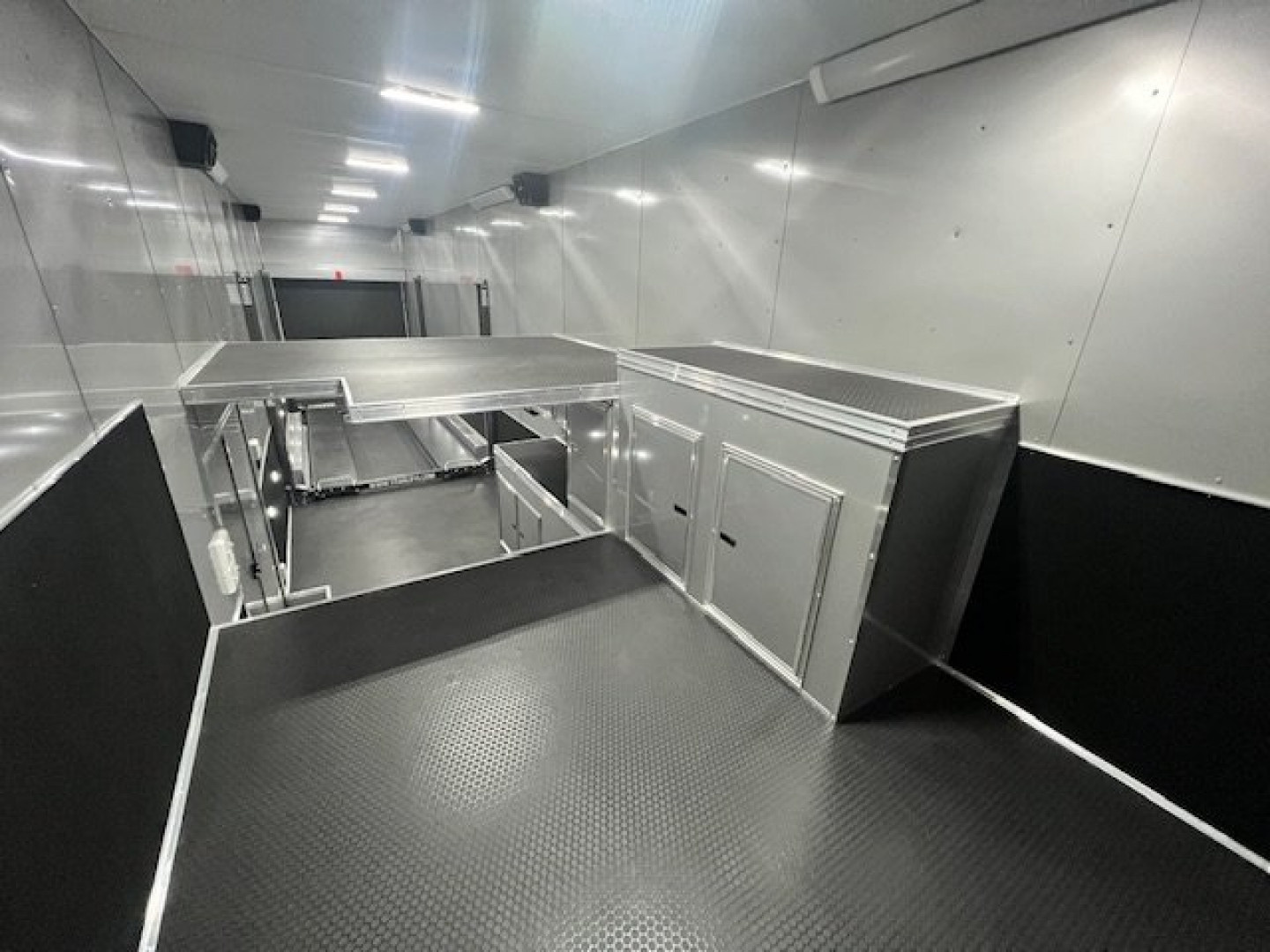 New 2025 Outlaw Trailers 8.5 x 42 Gooseneck Stacker 21K Car / Racing Trailer