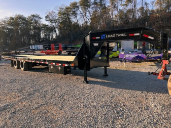 New 2025 Load Trail 102" x 32' 40K Hydraulic Dovetail Gooseneck Equipment Trailer