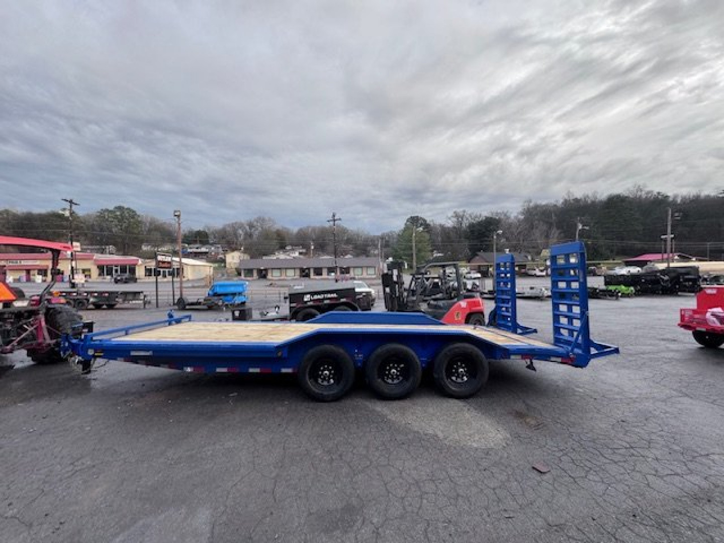 New 2025 Load Trail 102X22 21K Equipment Trailer