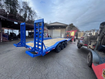 New 2025 Load Trail 102X22 21K Equipment Trailer