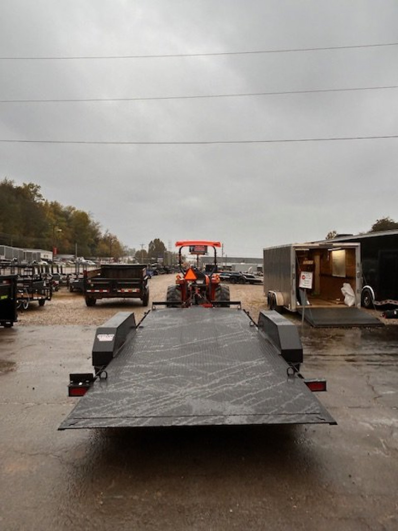 New 2025 Hawke Trailers 20' Full Hydraulic Tilt 10K