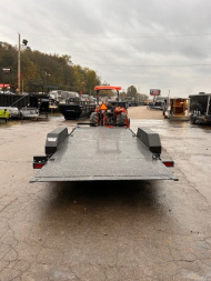 New 2025 Hawke 20' 12K Full Hydraulic Tilt