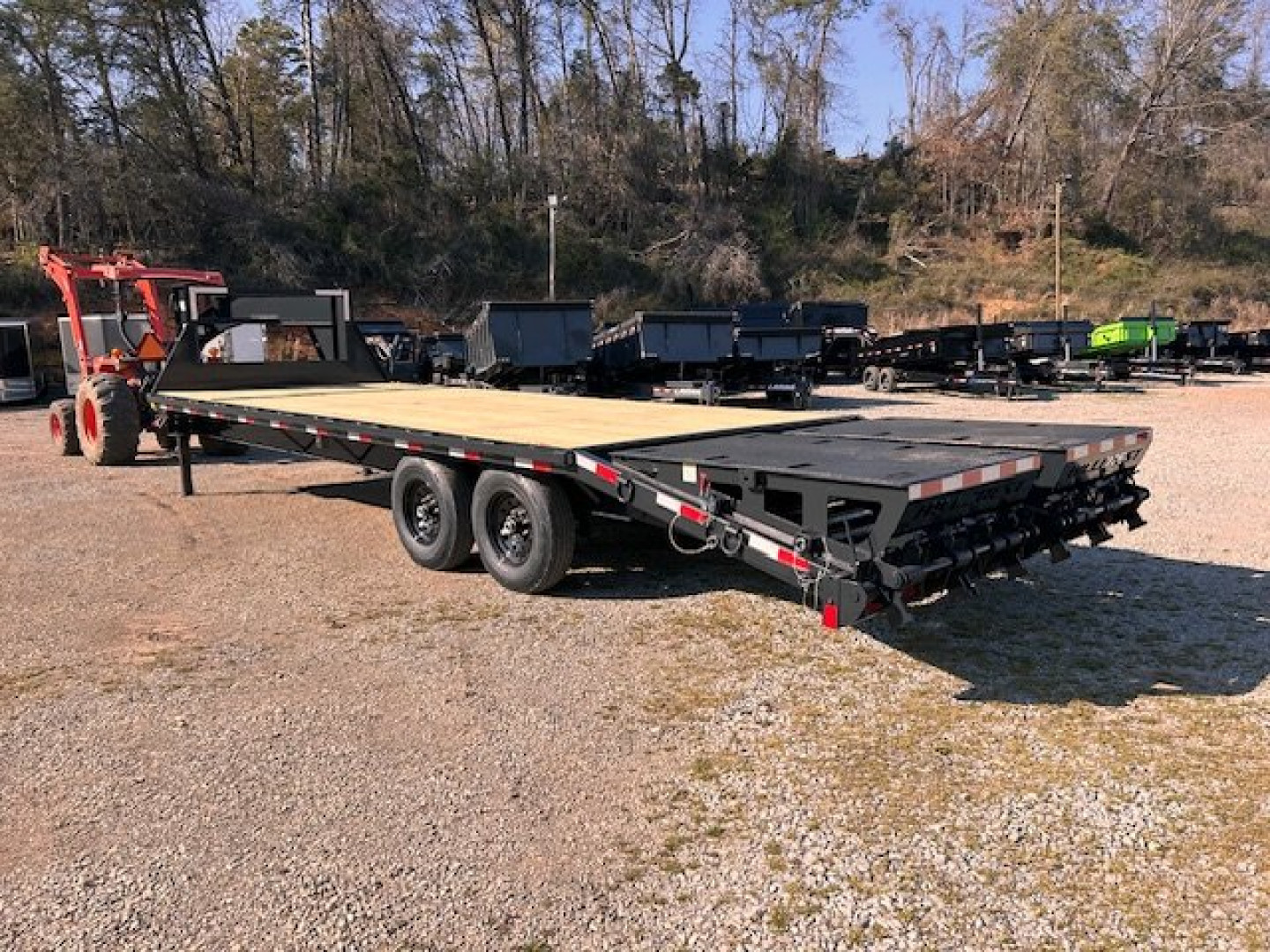 New 2025 Hillcrest Trailers 20+5 15.9 Equipment Trailer