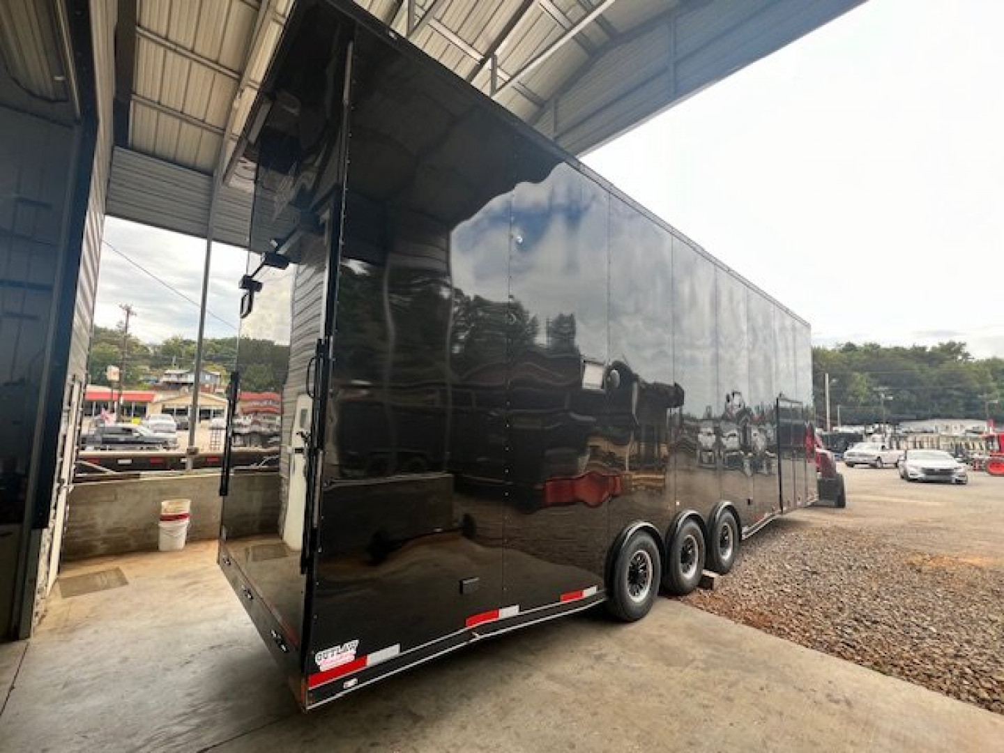 New 2025 Outlaw Trailers 8.5x32 Stacker Race Trailer Cargo / Enclosed Trailer