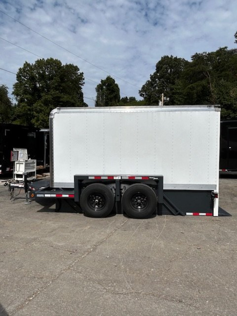New 2025 Triple L 1014 hydraulic drop deck enclosed Cargo / Enclosed Trailer