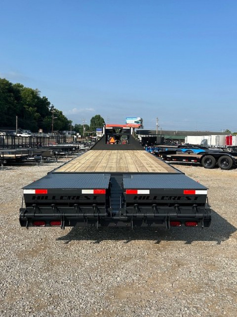 New 2025 Hillcrest Trailers 25+5 24.9K Gooseneck Equipment Trailer