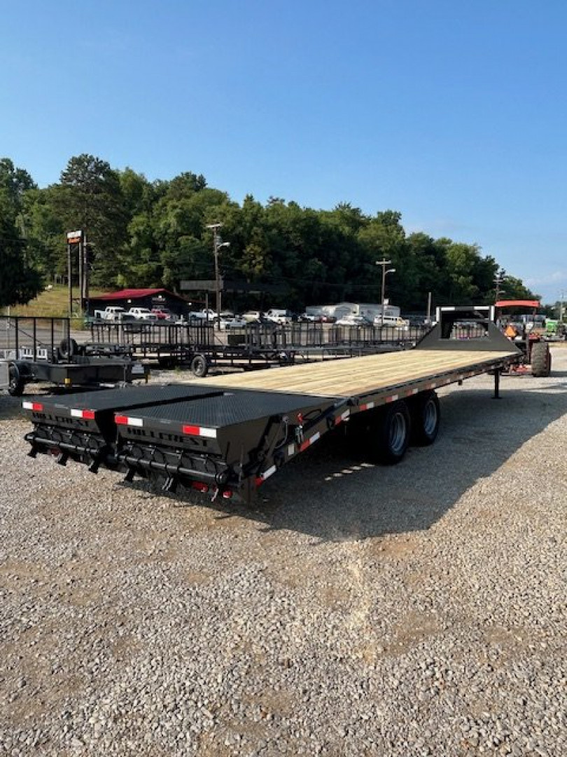 New 2025 Hillcrest Trailers 25+5 24.9K Gooseneck Equipment Trailer