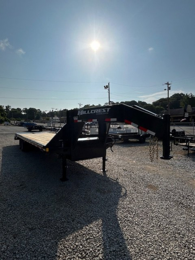 New 2025 Hillcrest Trailers 25+5 24.9K Gooseneck Equipment Trailer