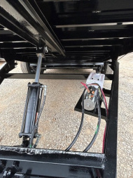 New 2025 HAWKE TRAILERS 20’ 15K Full Hydraulic TiltTrailer