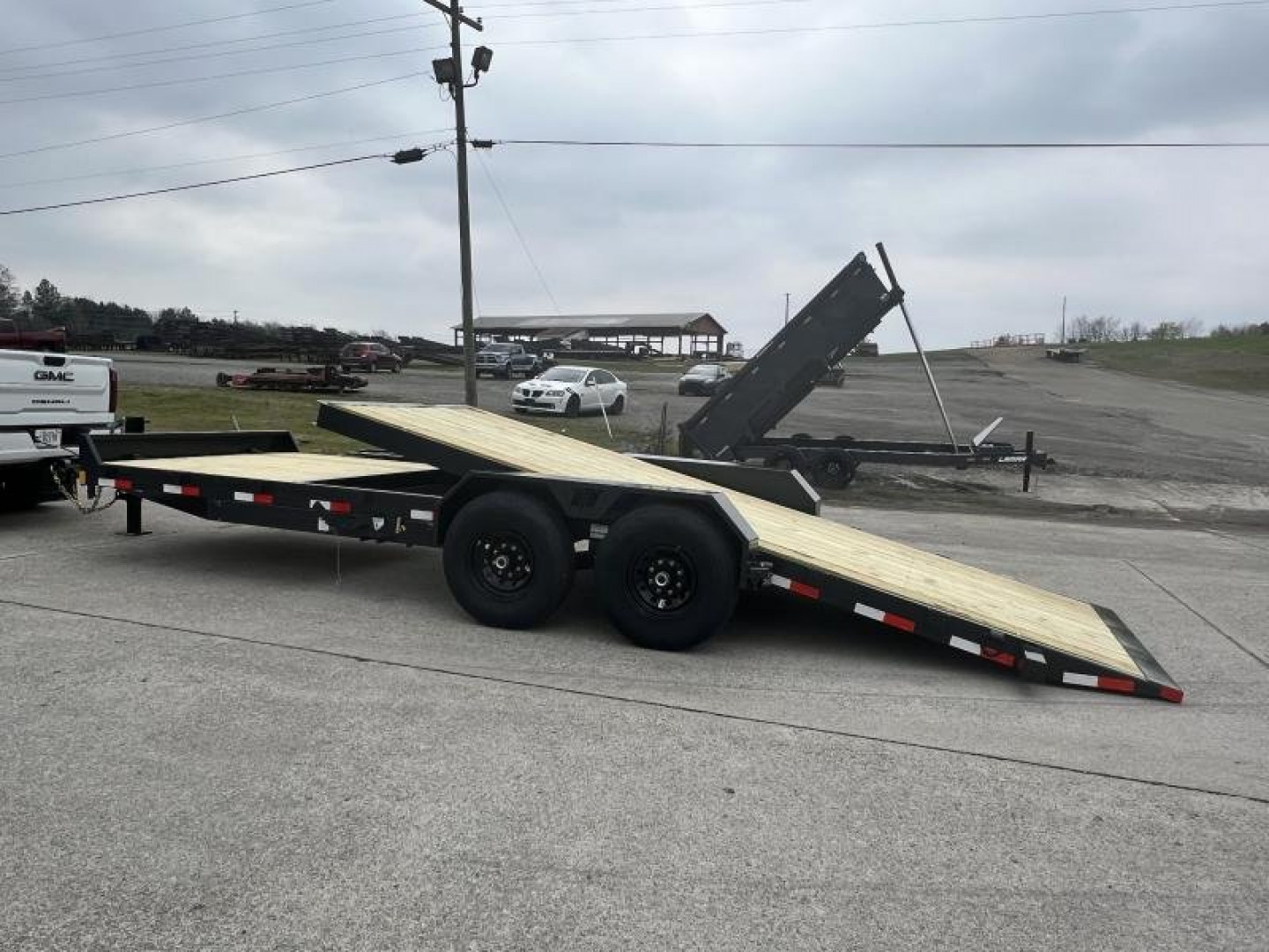 New 2025 HillCrest Equipment Tilt 16+6 14K