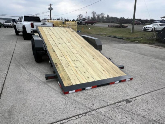 New 2025 HillCrest Equipment Tilt 16+6 14K