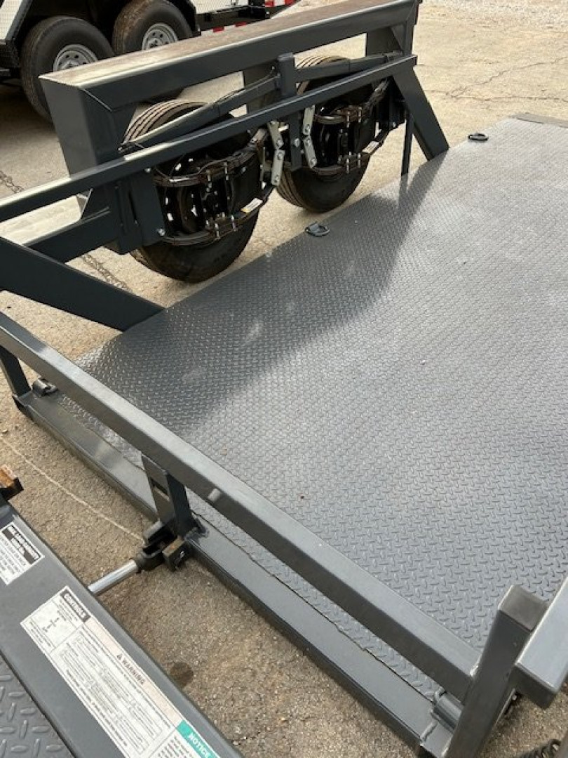 New NEW 2022 Triple L 1014 Flatbed Equipment Trailer
