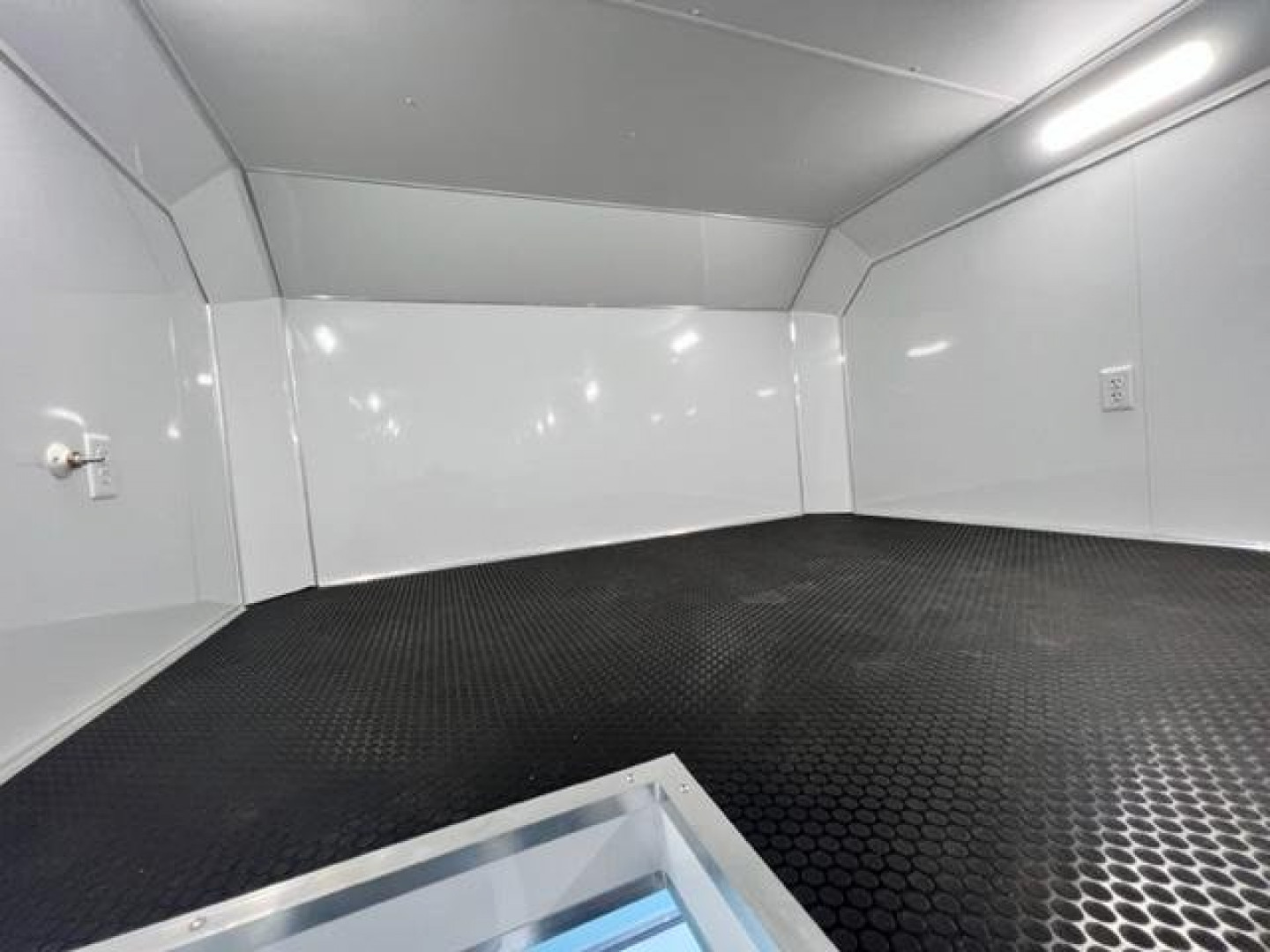 New 2023 Haulmark 28' Stacker