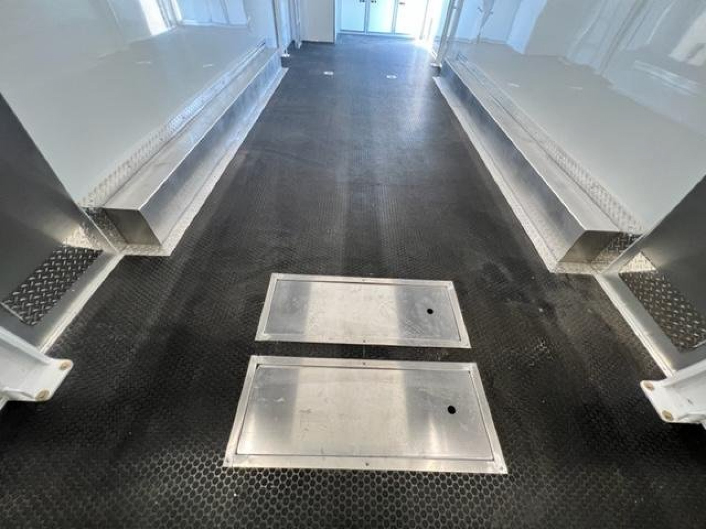 New 2023 Haulmark 28' Stacker