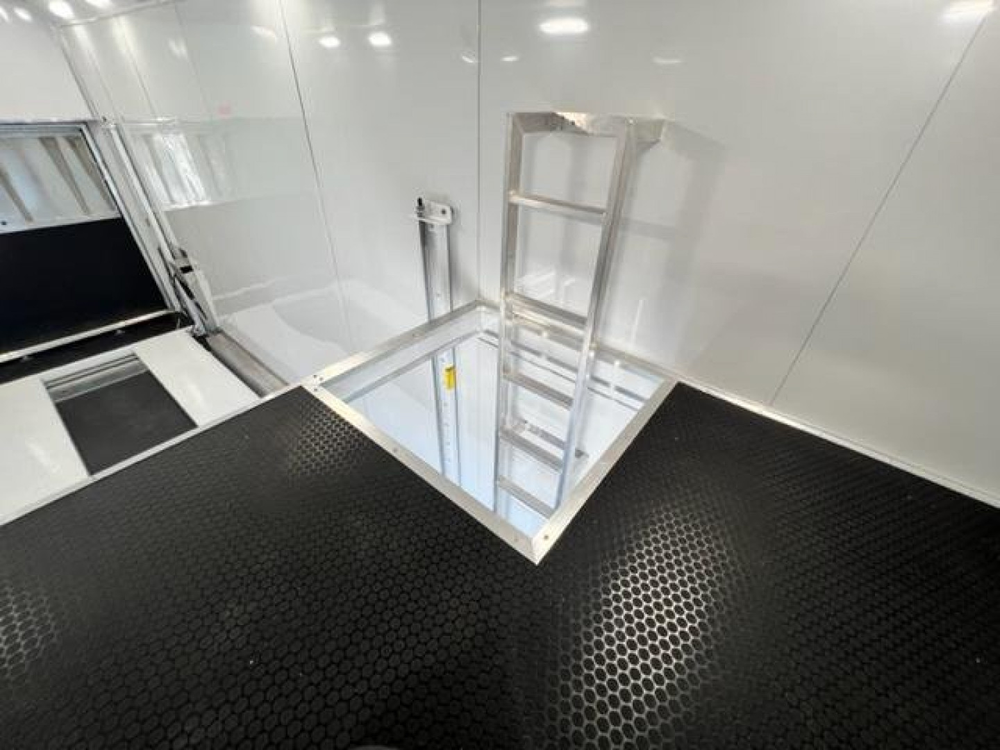 New 2023 Haulmark 28' Stacker