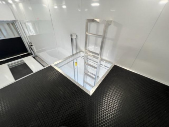 New 2023 Haulmark 28' Stacker