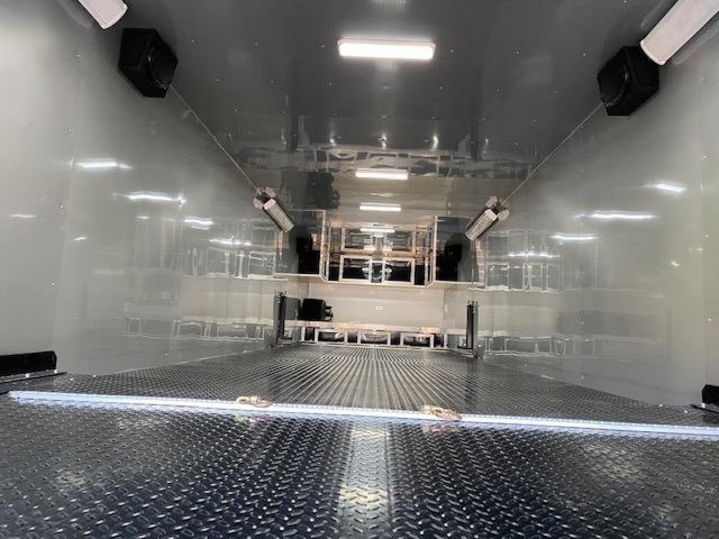 New 2021 Outlaw Trailers 8.5 x 32 Stacker