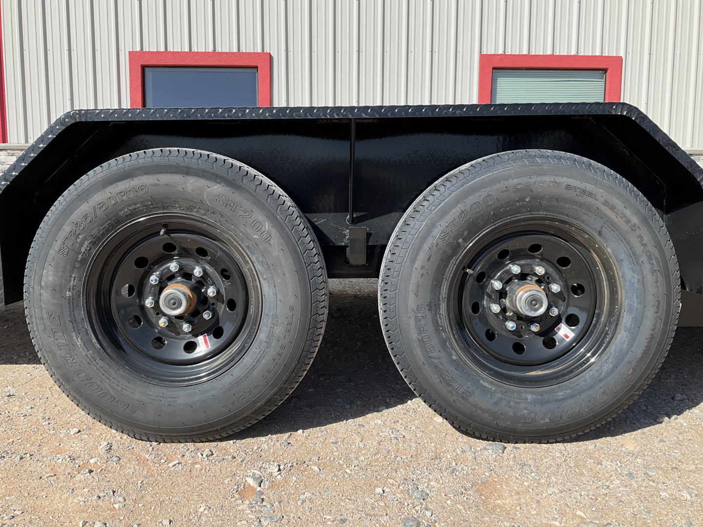 New 2026 PJ 83"x20' Equipment Tilt Trailer – T6