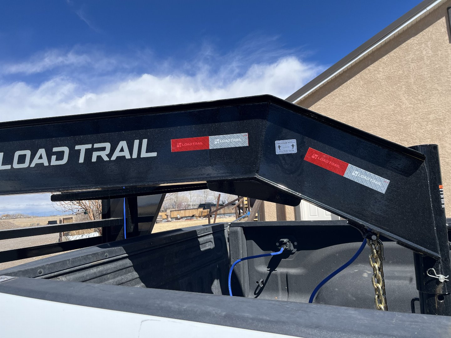 New 2025 Load Trail GP16 102" x 28' 16K Single Wheel Low-Pro Gooseneck