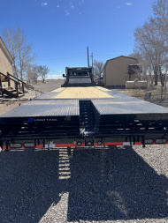 New 2025 Load Trail GP16 102" x 28' 16K Single Wheel Low-Pro Gooseneck