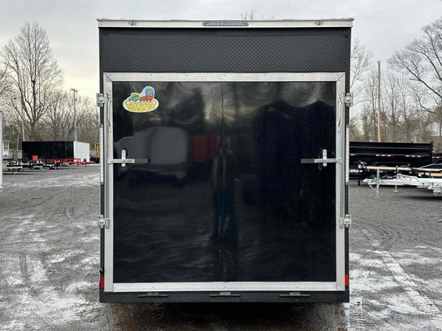 2024 COVERED WAGON photo 6