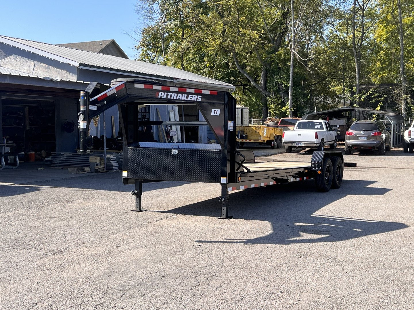 New 2025 PJ TRAILERS 83" x 24' (TJ) 16K HD Equipment Tilt Trailer