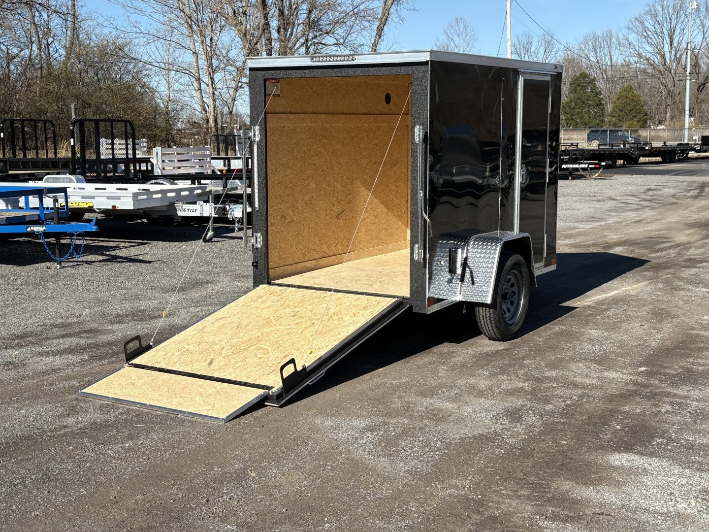 2025 COVERED WAGON photo 6