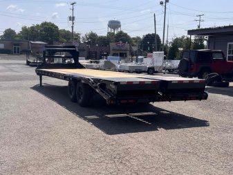 New 2025 PJ TRAILERS 102" x 28' Low-Pro Flatdeck With 8K Singles (LX) Flatbed Trailer