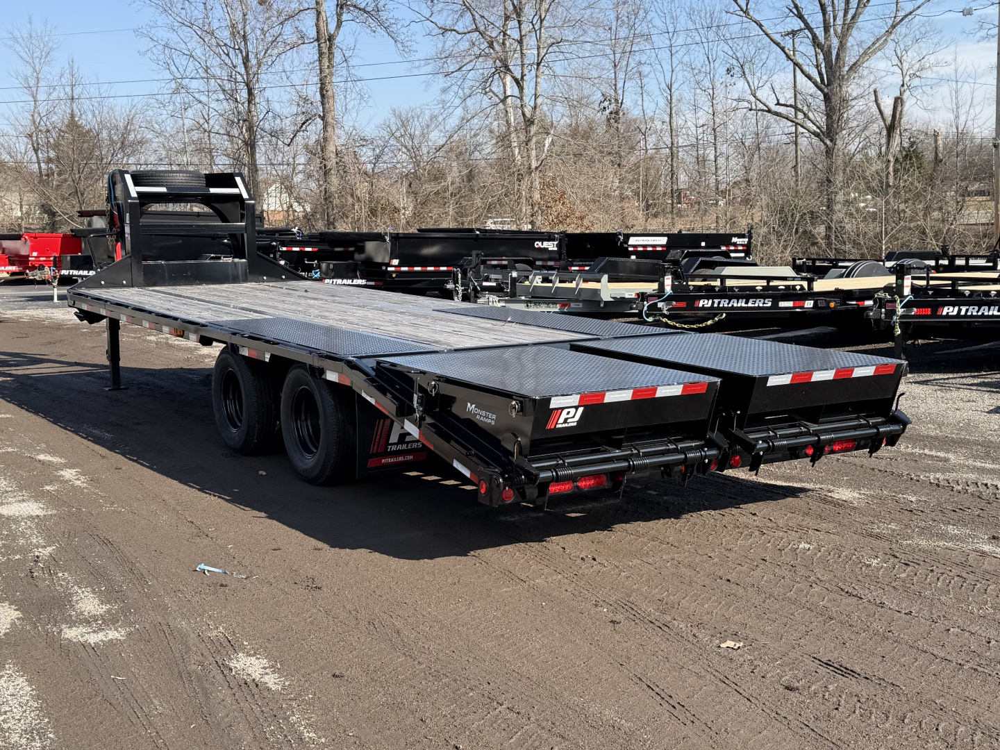 New 2025 PJ TRAILERS 102" x 25' Low-Pro Flatdeck With Duals (LD) 25K Flatbed Trailer
