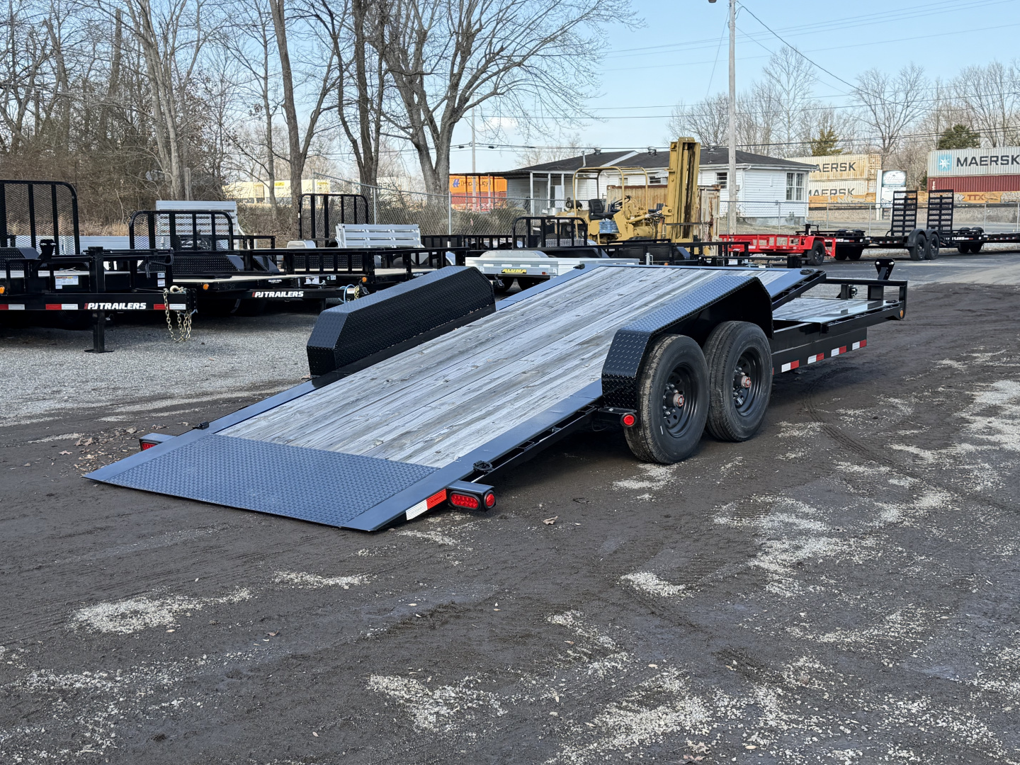 New 2025 PJ TRAILERS 83" x 22' (TJ) 16K HD Equipment Tilt Tilt Trailer