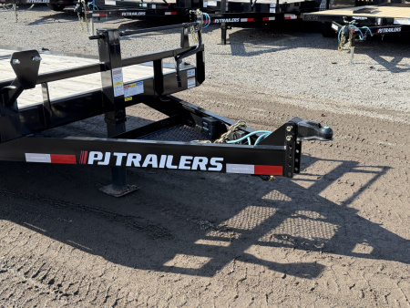 New 2025 PJ TRAILERS 83" x 22' (TJ) 16K HD Equipment Tilt Tilt Trailer