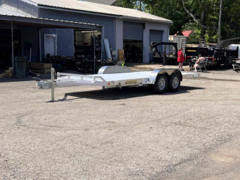 New 2025 ALUMA 8216TILT 81" x 16' Tilt Trailer