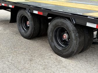 New 2025 PJ TRAILERS 102" x 32' Low-Pro Flatdeck With Duals (LD) 25.9K w. Monster Ramps Flatbed Trailer