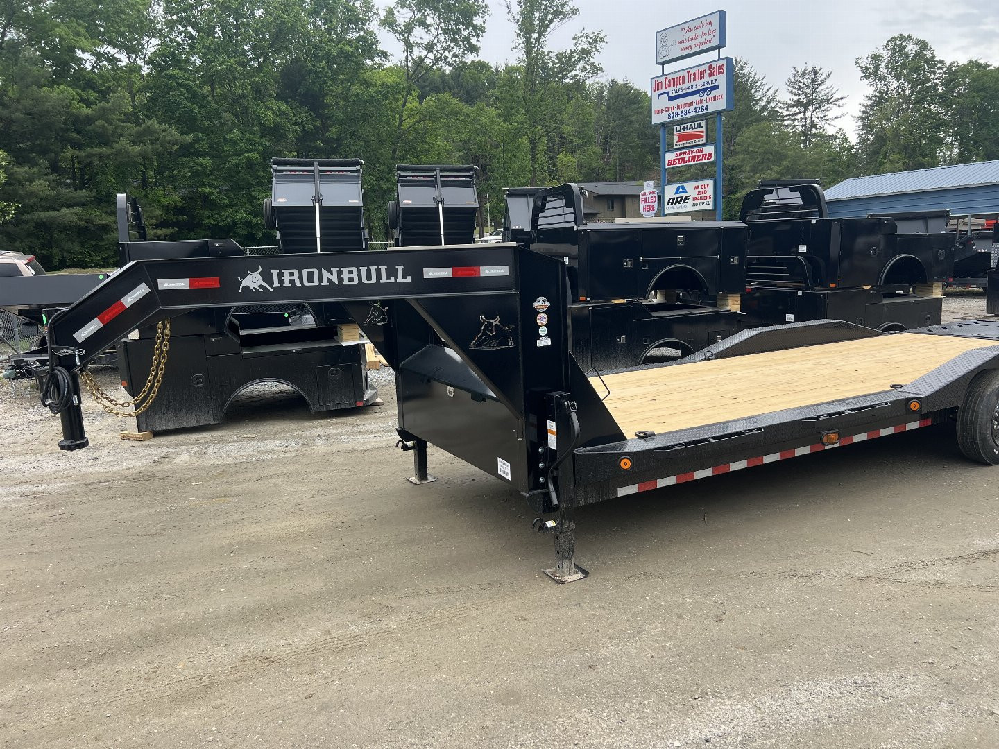 New 2025 Iron Bull ETG0224082 Gooseneck Equipment Trailer / 102" Wide x 24' Long / Driveover Fender / 20' Flat 4' Dovetail / Rampage Ramps / 2-8,000# Axles / 215/75R17.5" Tires and Wheels