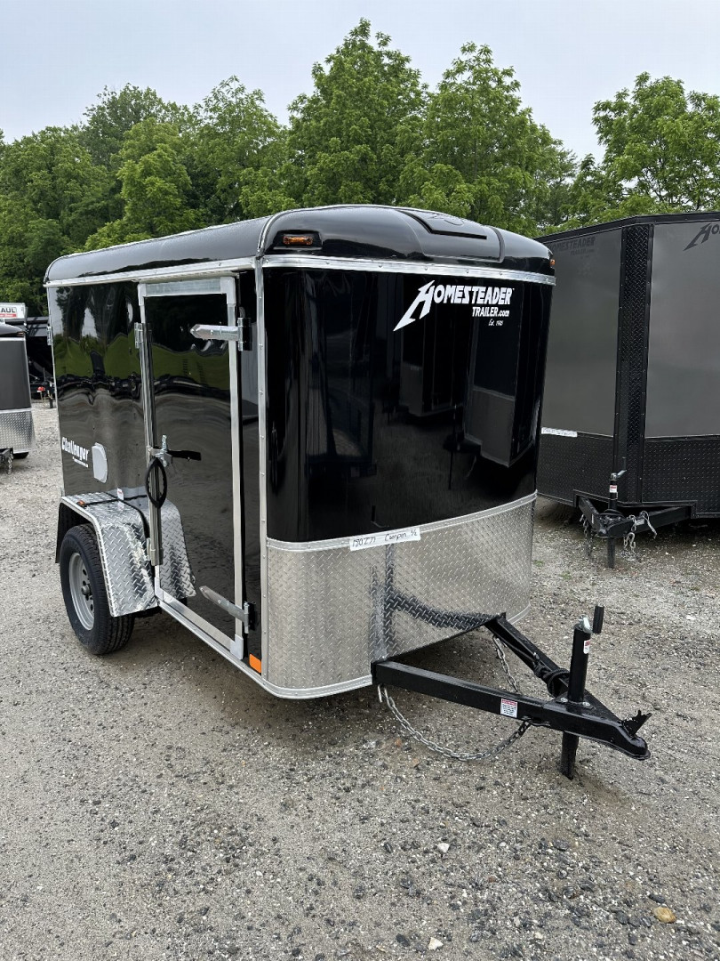 New 2025 Homesteader Trailer / Chalenger Series / 5x8 / 5'7" Interior Height / Single Swing Rear Door / 32" Side Door / 24" Stoneguard / .030 Black Aluminum