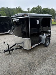 New 2025 Homesteader Trailer / Chalenger Series / 5x8 / 5'7" Interior Height / Single Swing Rear Door / 32" Side Door / 24" Stoneguard / .030 Black Aluminum