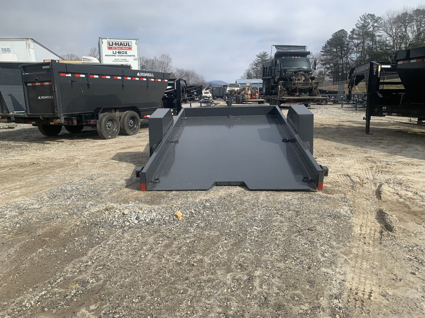 New 2025 LAMAR SCISSOR LIFT HAULER TRAILER / SH791217 / 79" X 12' / 1-7,000# ELECTRIC BRAKE AXLE / TORSION SUSPENSION 22.5 DEGREE UP / 3/16" DIAMOND PLATE STEEL FLOOR /10 DEGREE LOAD ANGLE