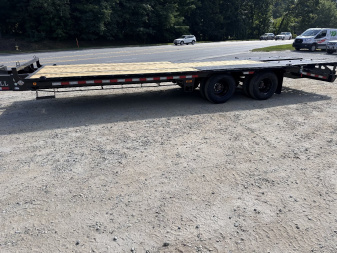 New 2025 Iron Bull FLP Series 102"x25' / 2-10,000# Electric Brake Axles / 16" Dual Wheels / 5' Rampage Ramps / Deckover Trailer