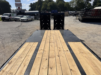 New 2025 Iron Bull FLP Series 102"x25' / 2-10,000# Electric Brake Axles / 16" Dual Wheels / 5' Rampage Ramps / Deckover Trailer