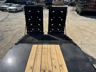 New 2025 Iron Bull FLP Series 102"x25' / 2-10,000# Electric Brake Axles / 16" Dual Wheels / 5' Rampage Ramps / Deckover Trailer