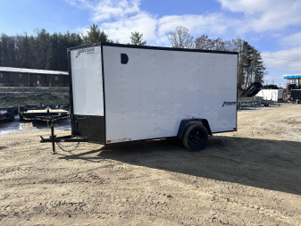 New 2025 HOMESTEADER TRAILER / INTREPID SERIES / 6' WIDE X 12' LONG / 6'6" INTERIOR HEIGHT / WHITE .030 ALUMINUM W/ BLACK OUT PKG / 32" SIDE DOOR W/ RV LOCK / RAMP REAR DOOR / 4-D RINGS / 16" O/C WALL POST