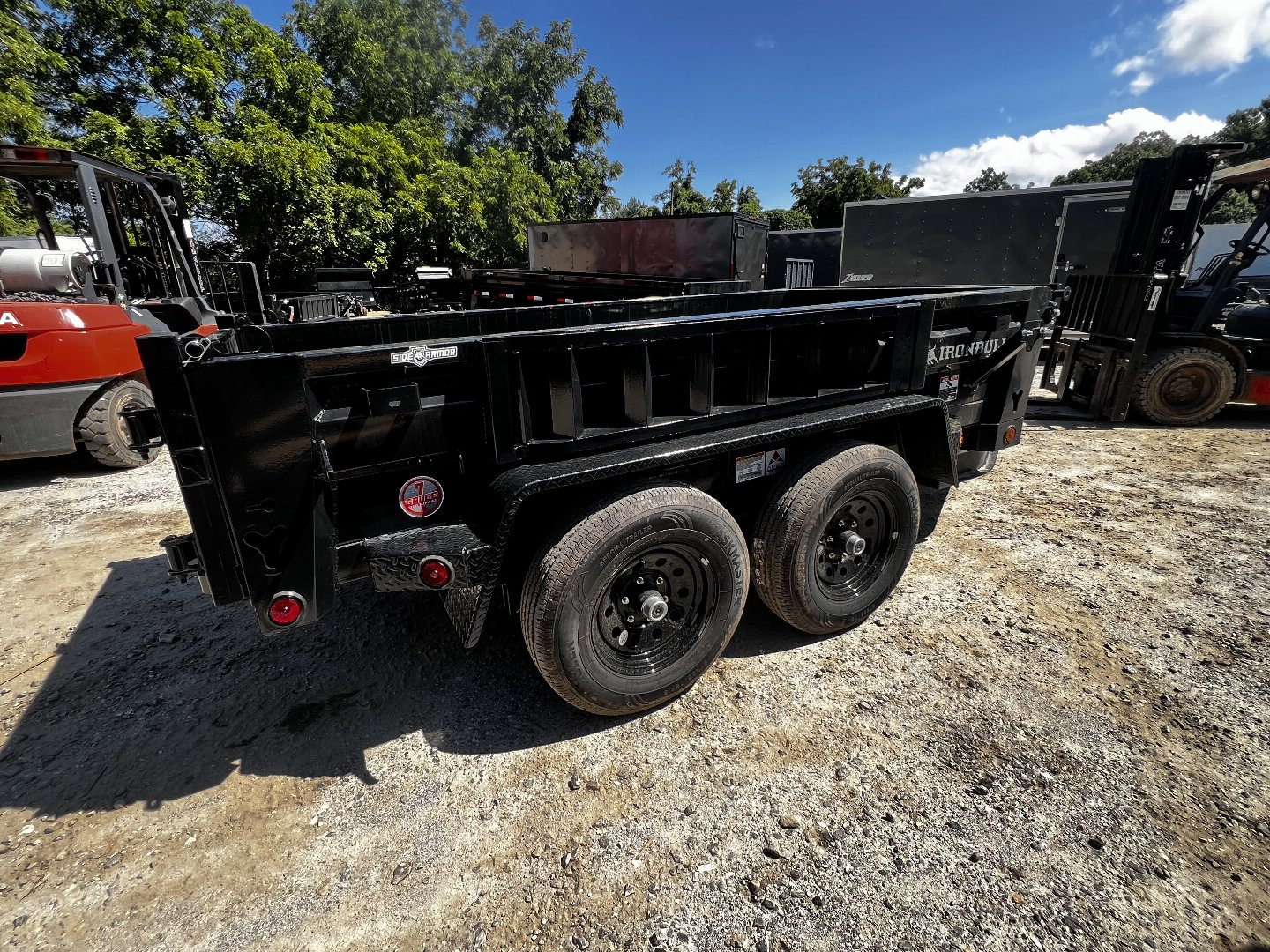 New 2024 Iron Bull Trailers / DTB07 Series / 5' Wide x 10' Long / 2-5200# Electric Brake Axles / Scissor Hoist / Tarp / Ramps