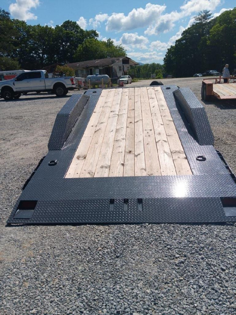 New 2024 Iron Bull TWB0220072 102" x 20' 4'Stationary 16' Tilt 14K / 102" Wide x 20' long / 4' Stationary 16' Tilt / 2- 7 K Axles / Jumbo Tool Box