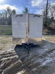 New 2025 HOMESTEADER CARGO TRAILER / INTREPID SERIES / 8..6'X20' / 7' INTERIOR HEIGHT / 32" SIDE DOOR / RAMP REAR DOOR / .080 WHITE POLY CORE ALUMINUM