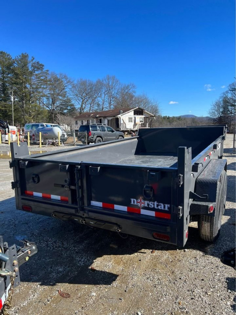 New 2024 Norstar DCB Series / 83" X 14' / 2-7,000# Electric Brake Axles / Scissor Hoist / Barn Door Rear Gates