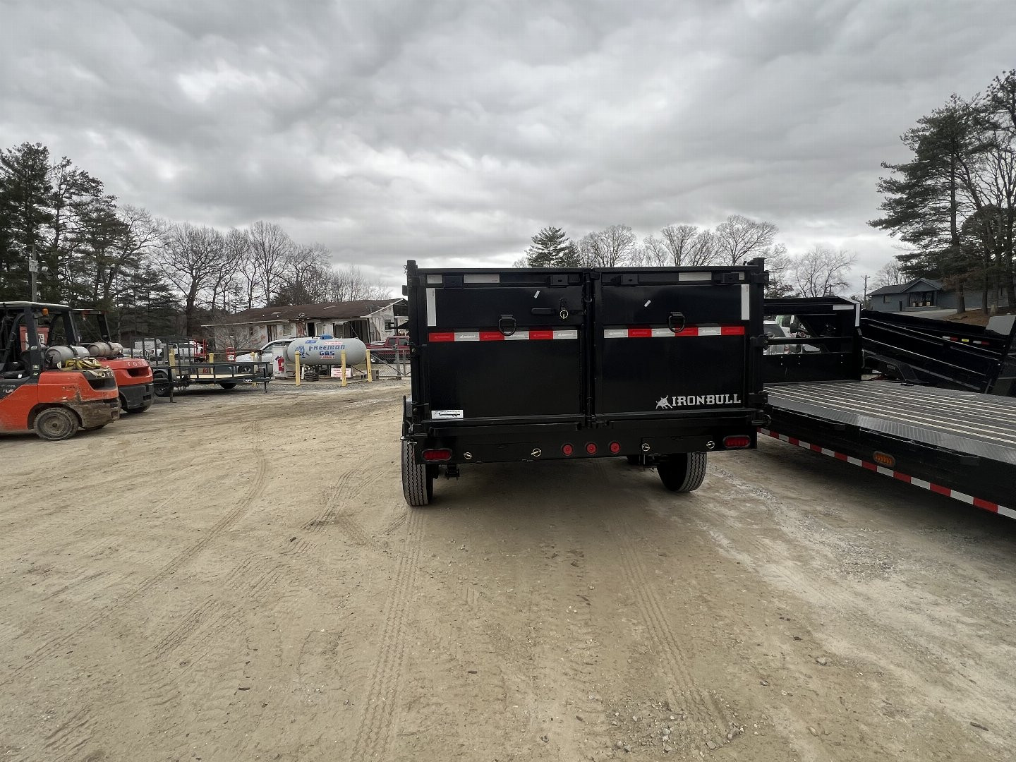 New 2025 IRON BULL Gooseneck Dump Trailer / DHG Series / 7x16 / 36" High Sides / Combo Rear Gates / 10,000# Electric Brake Axles
